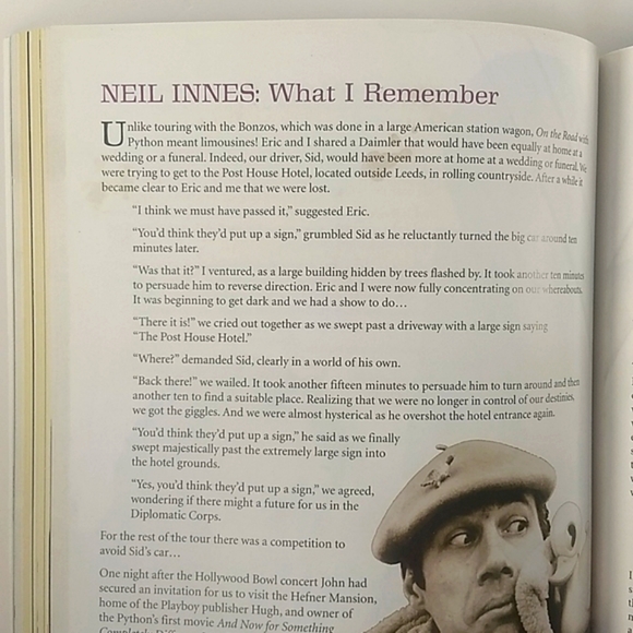 Monty Python LIVE Softcover Book 2009 - Picture 8 of 17